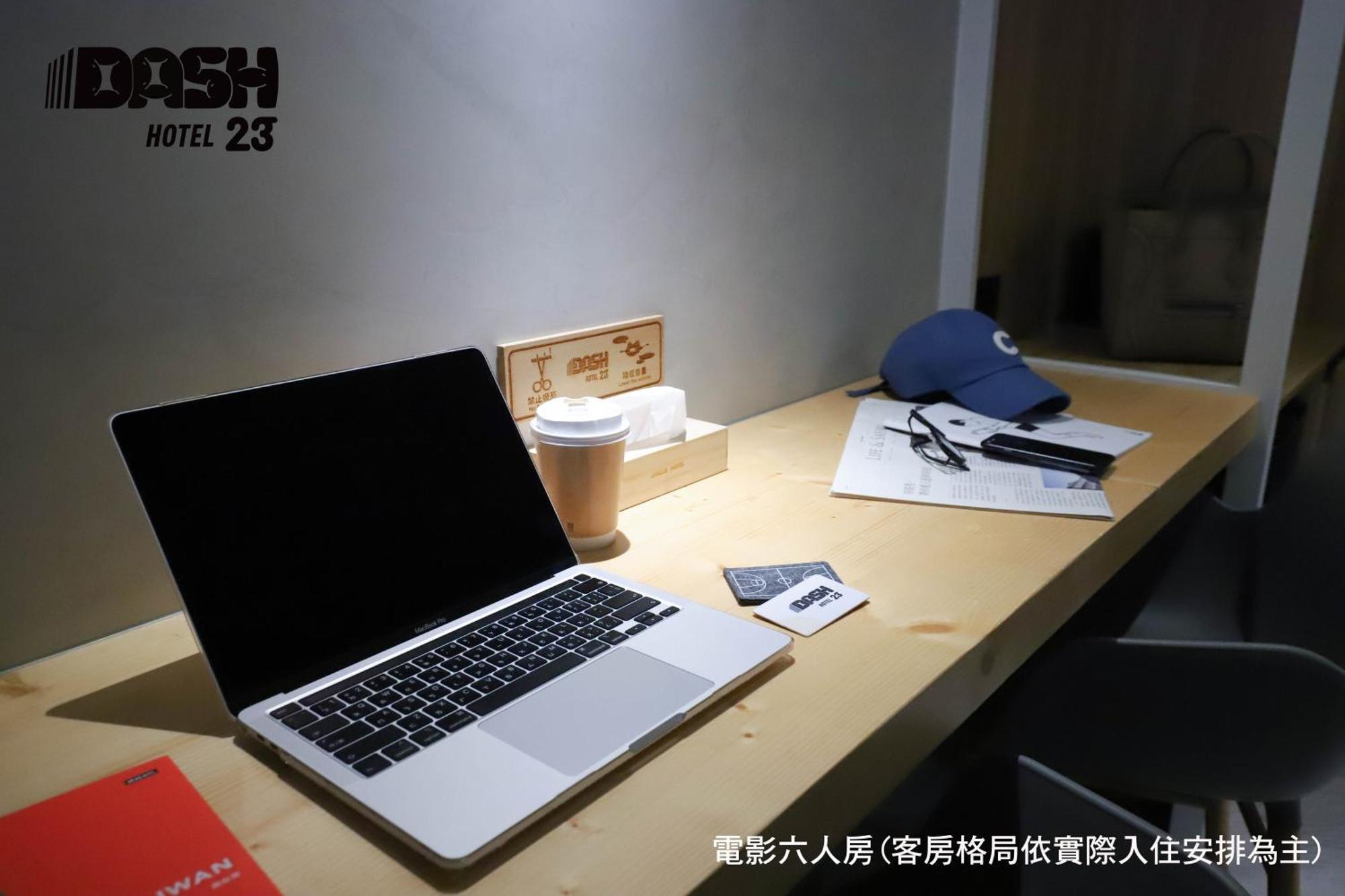 Dash 23 Hotel Tainan Zimmer foto